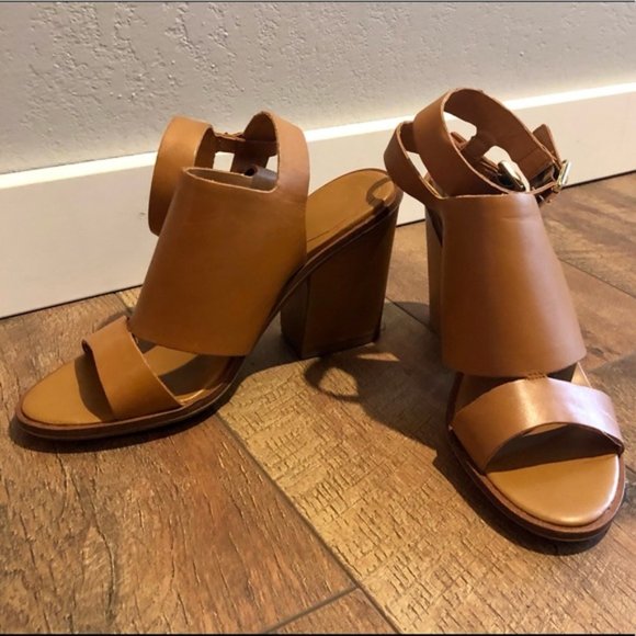 Aldo Heels Size 7.5 - Picture 2 of 6